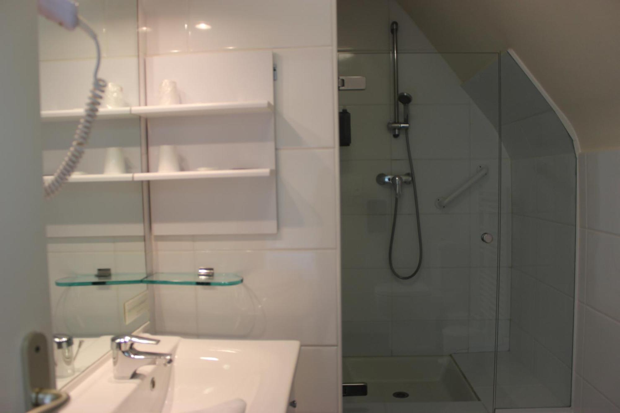 Breiz Armor Hotel Pouldreuzic Szoba fotó